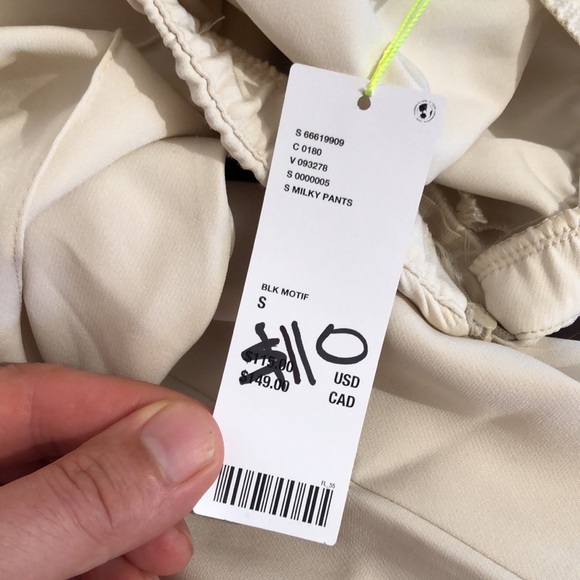 Urban Outfitters The Lulu Milky Stirrup Leggings, size Medium/Large - Picture 8 of 12